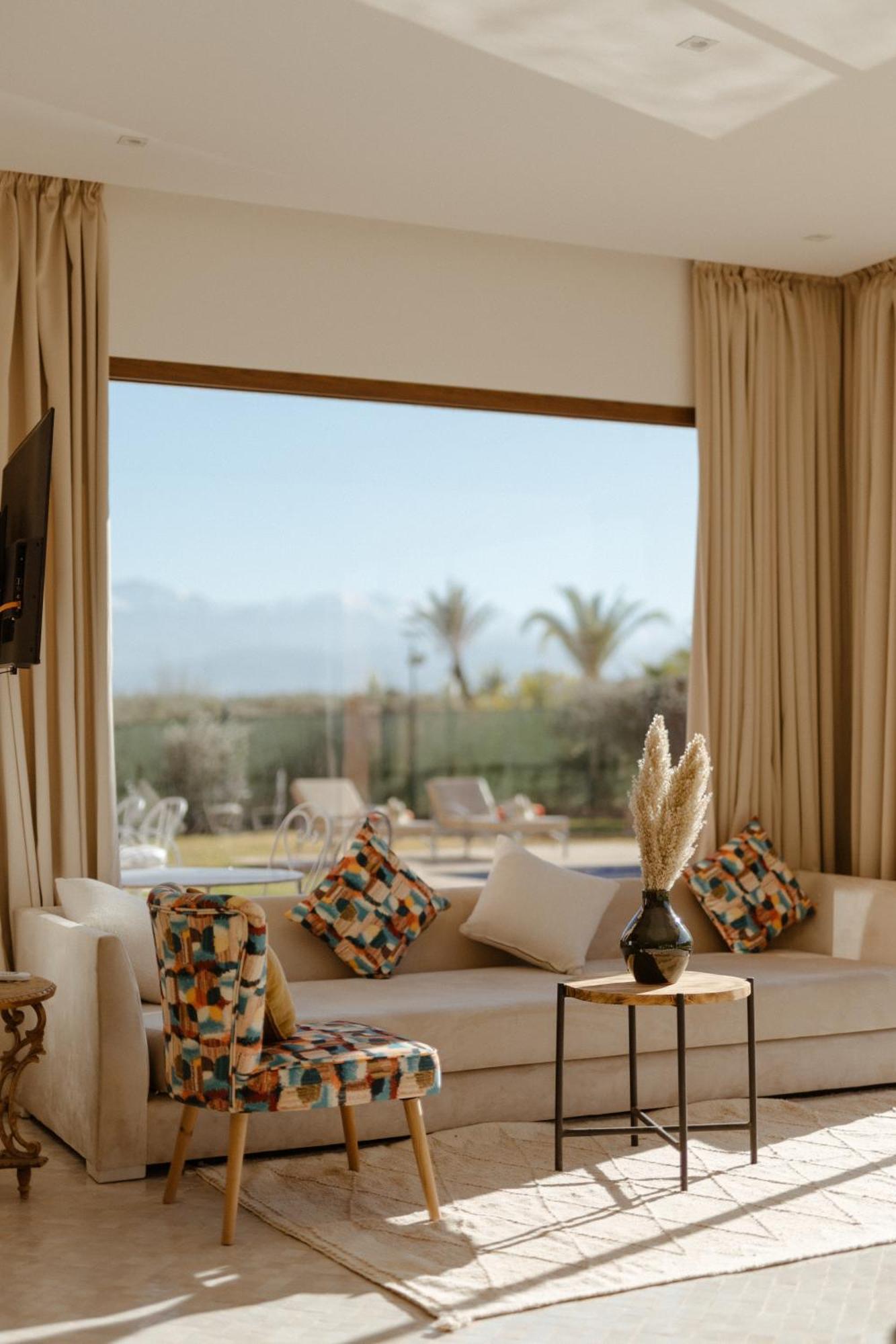 Les Roses By La Siredrah Hotel Ait Bou Zguia Buitenkant foto